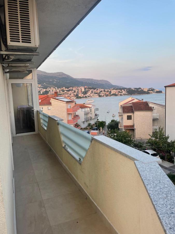 Apartments Lacaleta Split Exterior photo