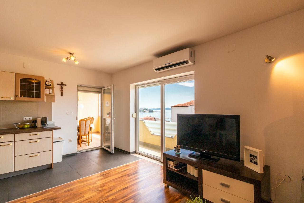 Apartments Lacaleta Split Exterior photo